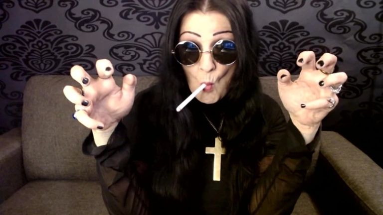 Halloween Ozzy Cosplay MILF Smoking