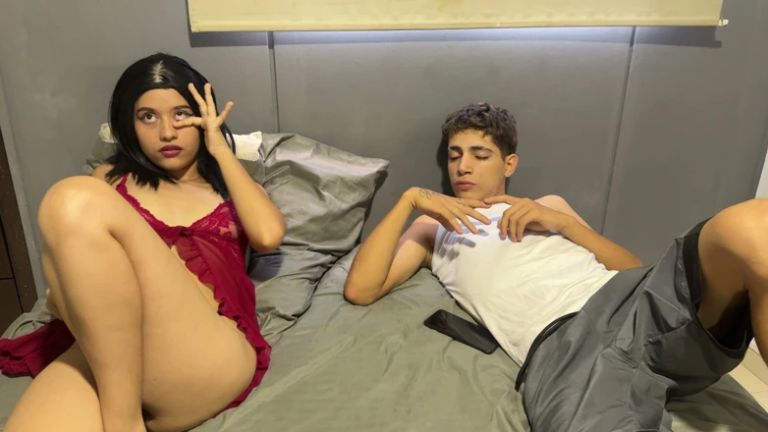 I Seduce My Stepbrother with My Big Ass so That He Doesn't Go Out with His Girlfriend and Stays Fucking Me All Night.