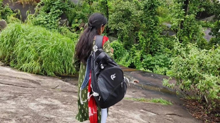 College Girl Came to Roam with Your Boyfriend - Told the Clan to Go to College - Outdoor Forest Village Bhabhi Sex Full Night.