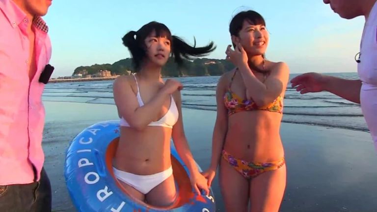 Big Cock Pickup on the Beach - Bikini Gal Gets Turned on and Cums and Cums Dx: Part.2