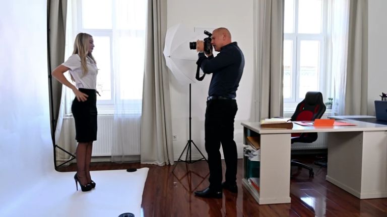 Anal Secretary! Micky Muffin Vs Leo Casanova