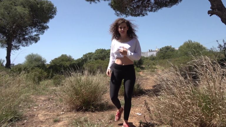 Jogger Gets Fucked Outdoors