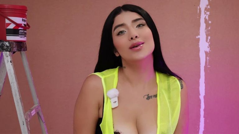Asmr: Beautiful Mason on His First Day of Work Seduces Her Boss