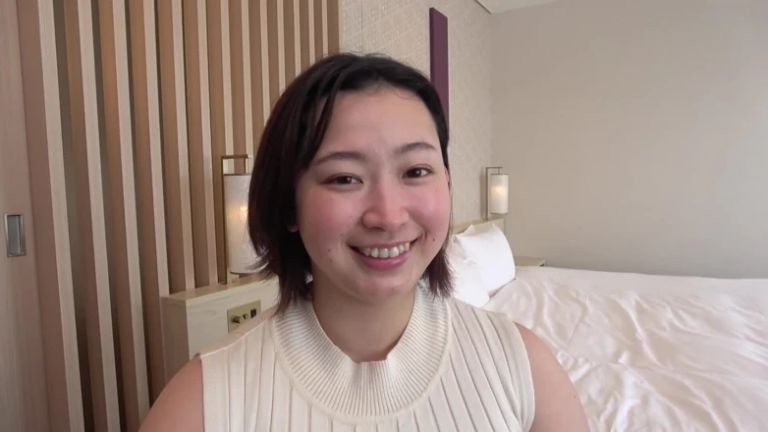 A Beautiful Wife with a Voluptuous Body Engages in Passionate Extramarital Sex. This Kind and Tender Woman with Large Breasts