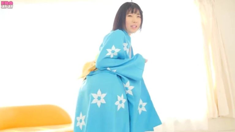 Japanese Anime Cosplay Tsukihi Araragi -