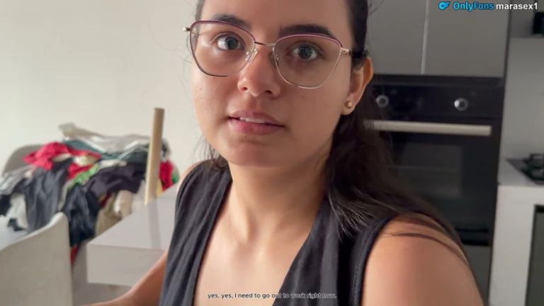 A Babysitter Masturbating Looks at Her New Boss and Ends up with the Milk on Her